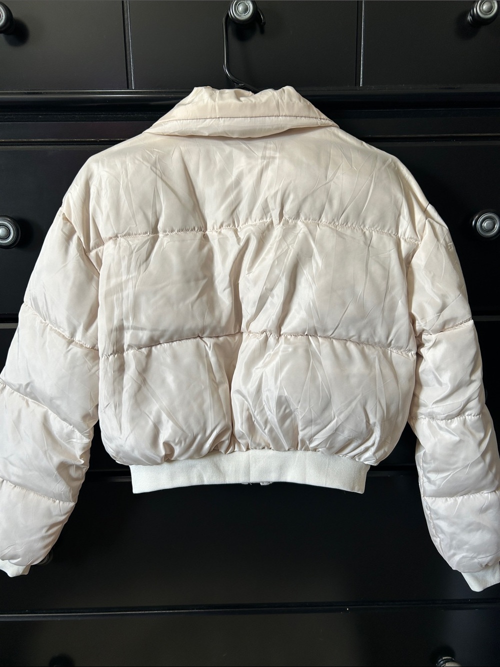 Cropped Puffer Jacket - Picture 3 of 4